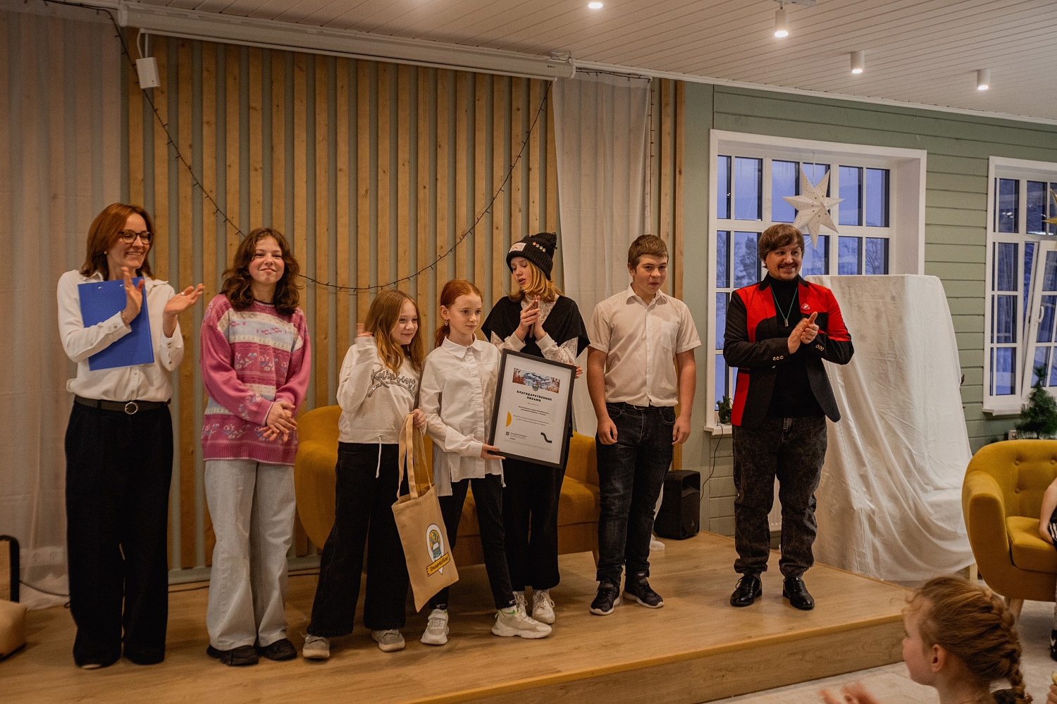 «В кругу друзей» пройдёт в культурном центре «Приладожье» с 31 мая по 2 июня