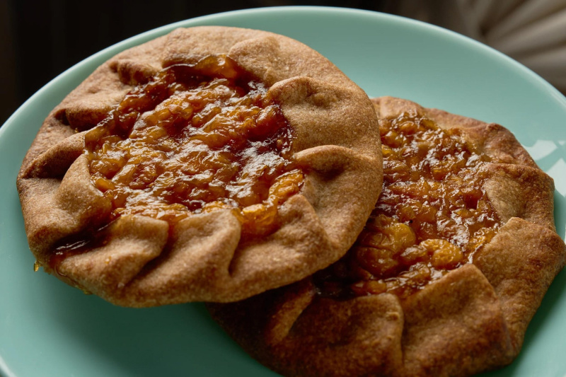 Галета цельнозерновая с морошкой