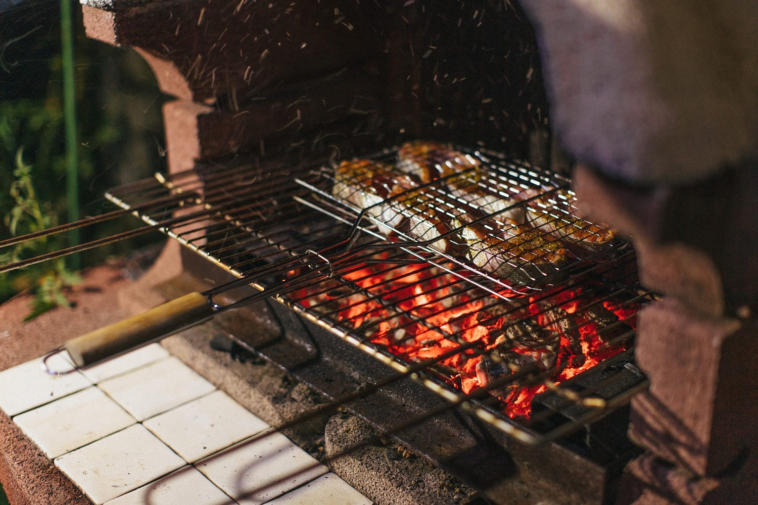«Что приготовить из свежей форели». Стейки на гриле дома