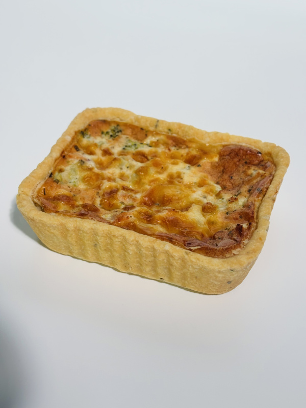 Киш с форелью и брокколи (вес 220 гр.)